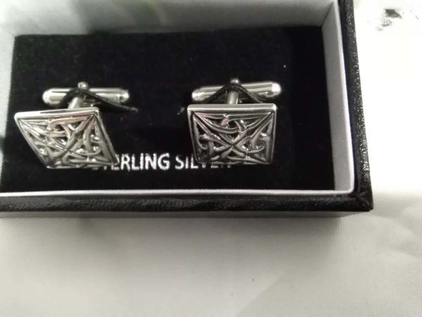 lot 133 cased alexander castle sterling silver Celtic cufflinks - Image 3