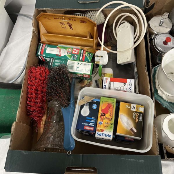 Lot NT 1047 Kitchen Items – Light Bulbs, Smoke Detector, ETC - Image 3