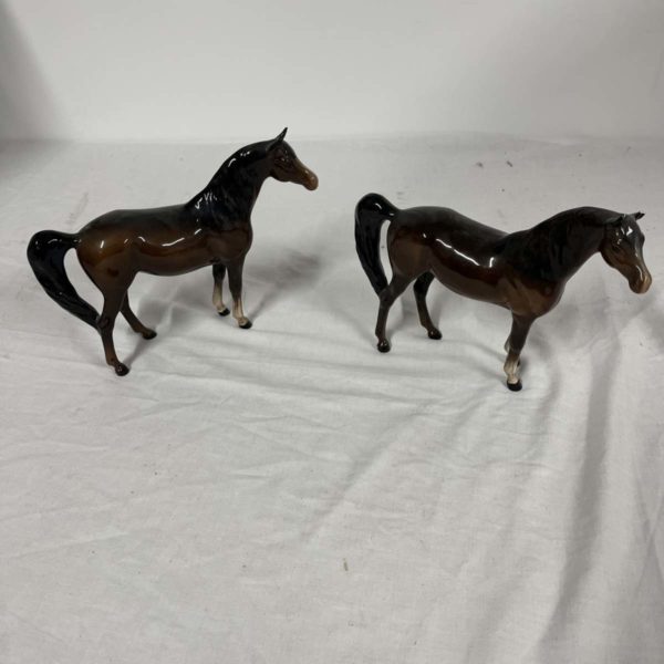 Lot NT1059 – x2 Beswick Horses