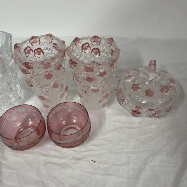 Lot NT 1062 – Crystal Vases + Misc - Image 3