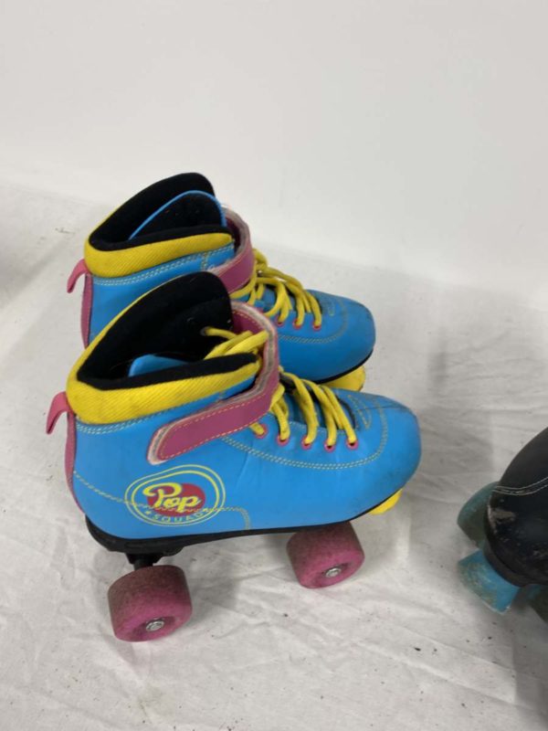 Lot 1086 – Vintage Roller Skates – Ospray Size 5 – Pop Squad Size 2 (Fforestfach collection) - Image 3