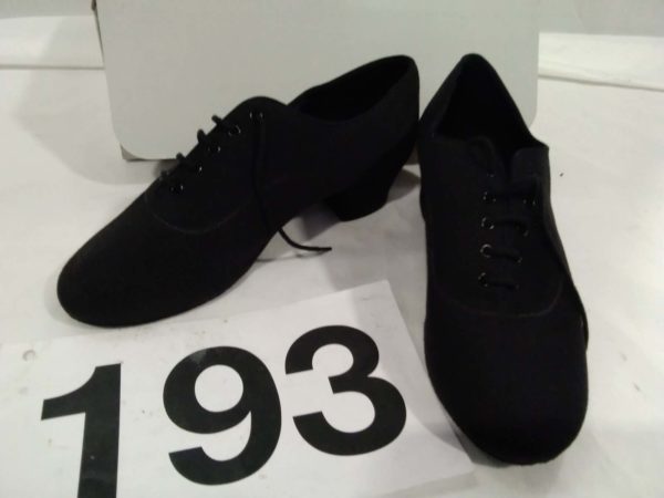 lot 193 Dance shoes ladies size 6 1/2 wide, black suede tango - Image 2