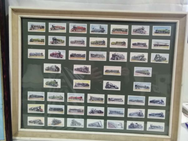 lot 200 2 framed cigarette cards Train theme - Image 7