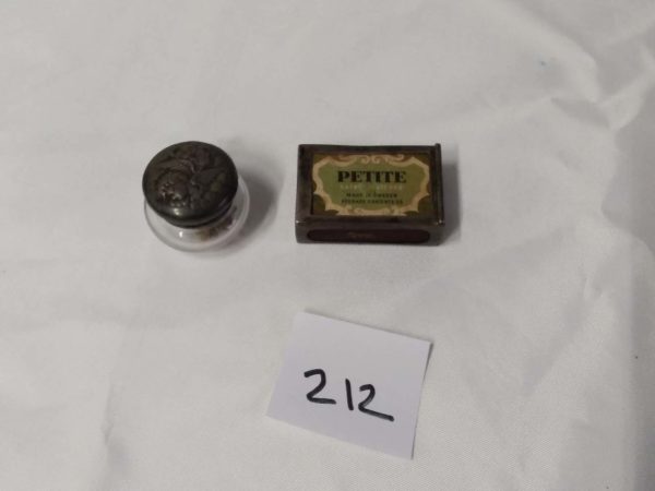 lot 212 antique sterlilng silver match box holder & small lidded pot - Image 2