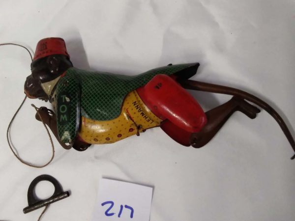 lot 217 vintage Lehmann tinplate toy – Tom The Monkey - Image 7