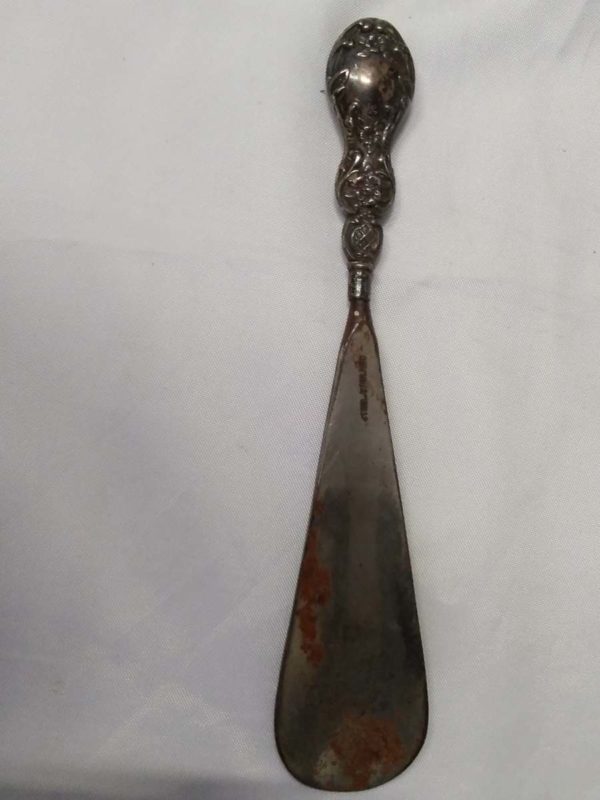 lot 221 2x antique sterling silver handled shoe horns - Image 12