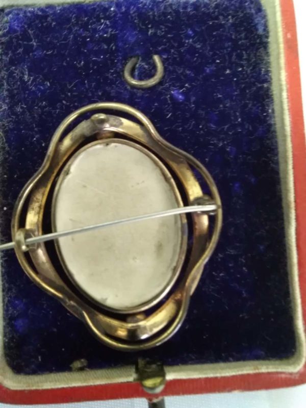 lot 222 cased Victorian Pinchbeck brooch & bar - Image 3