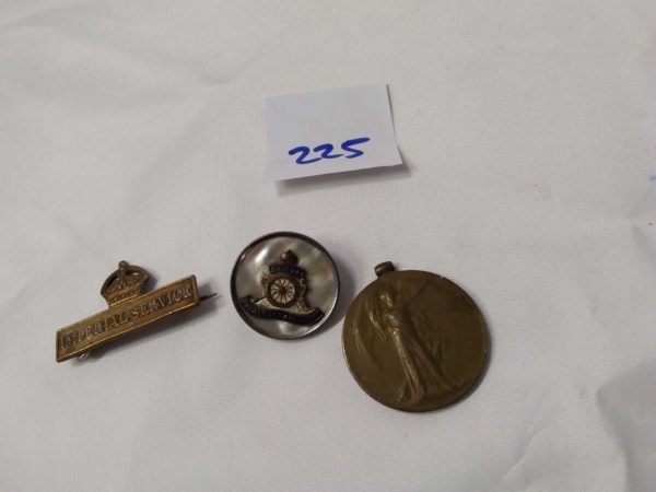 lot 225 WW! Victory medal , sweetheart badge & imperial service badge