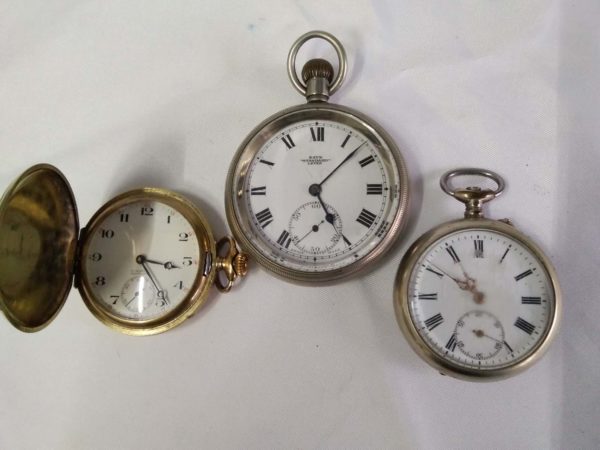 lot 230 collection of vintage pocket watches ( please rebid item ending too early) - Image 4