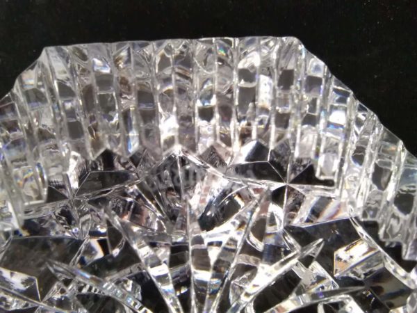 lot 232 collectable Water crystal glass paperweight - Image 3