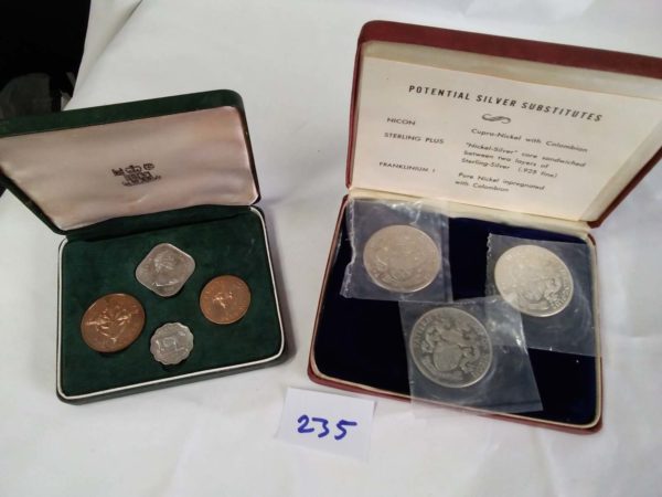 lot 235 2x vintage cased coin sets 1965 & 1966 - Image 3