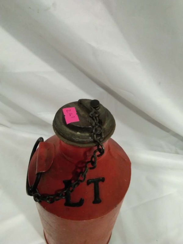 lot 242 vintage LT oil can - Image 5