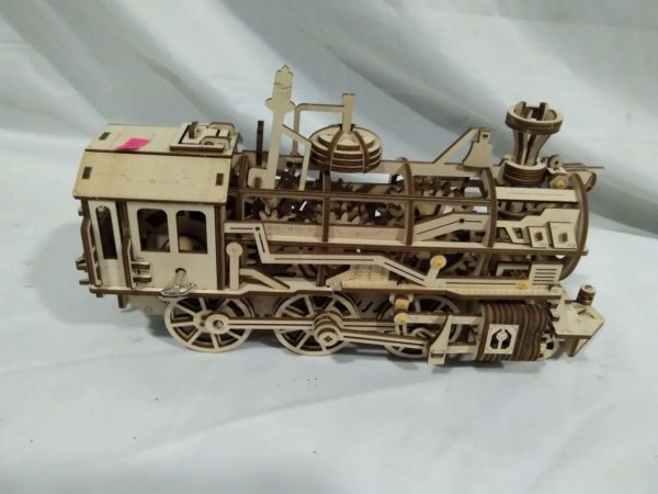 lot 306 wooden model / kit train - Image 3