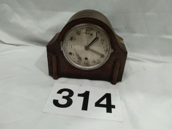 lot 314 vintage wooden mantel clock - Image 2