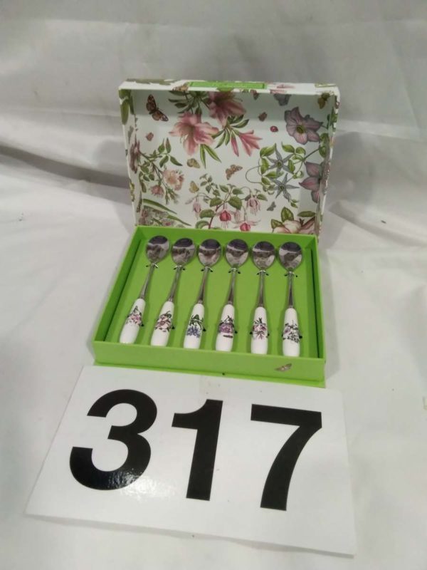 lot 317 boxed 6 x Portmeirion ‘Botanic Garden’ tea spoons