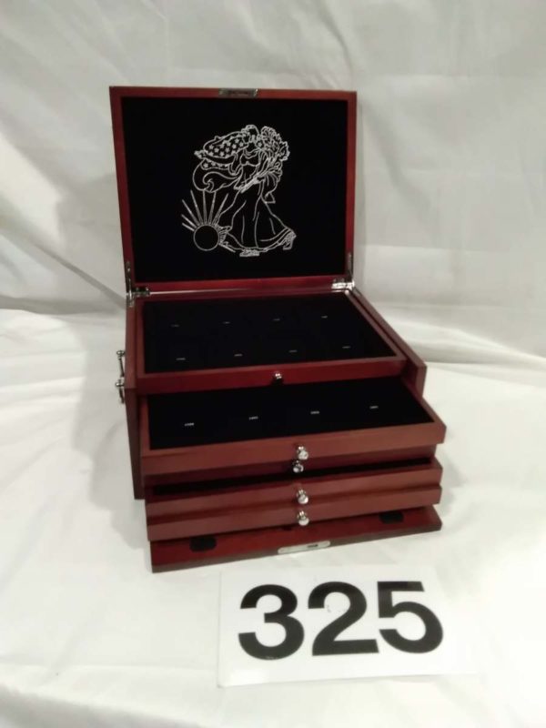 lot 325 the uncirculated “American Eagle” silver dollar collection coin collectors box (no contents)