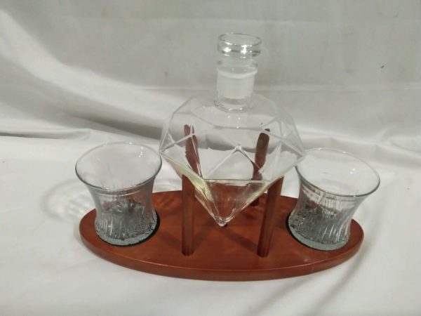 lot 334 diamond decanter on stand - Image 2