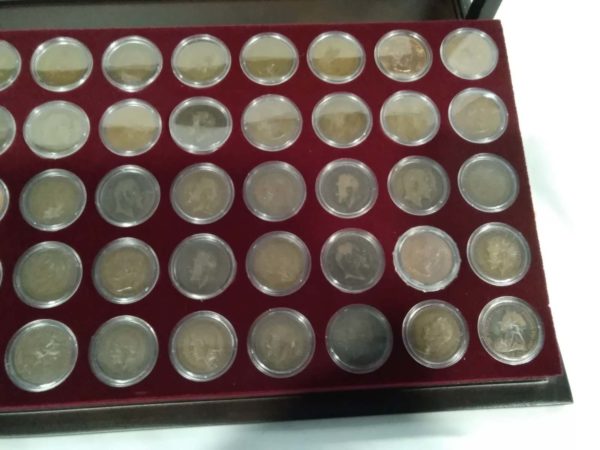 lot 351 Britania pennies of the 20th Century on presentation case - Image 6