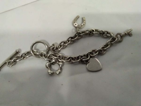 lot 359 attractive sterling silver charm bracelet - Image 3