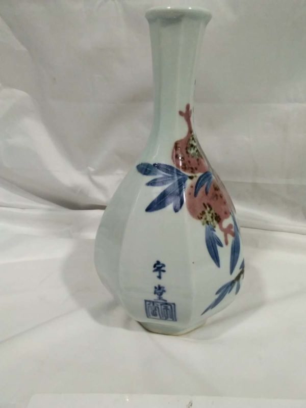 lot 388 Modern oriental vase - Image 4