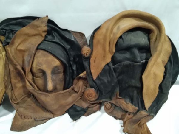 lot 390 4x vintage Portuguese handmade leather masks - Image 2