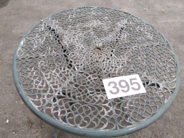 lot 395 metal garden table - Image 2