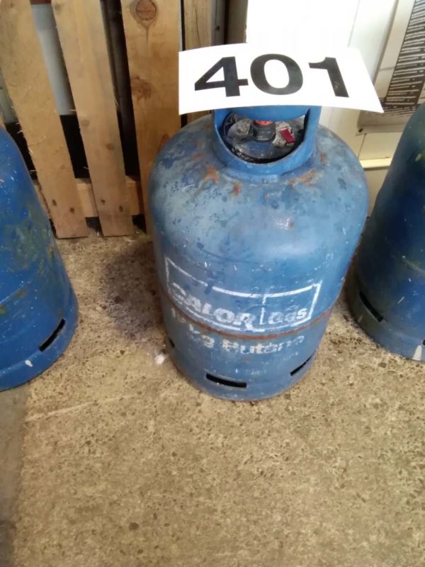 lot 401 gas bottle ( full)