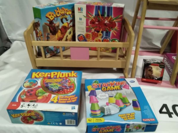 lot 403 various games, Dolls crib and highchair - Image 5