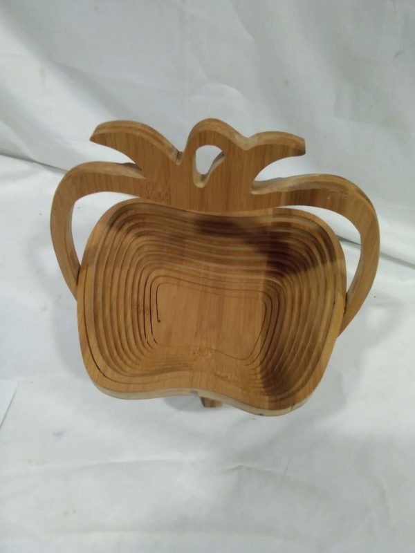 lot 463 wooden apple design collapsible fruit bowl