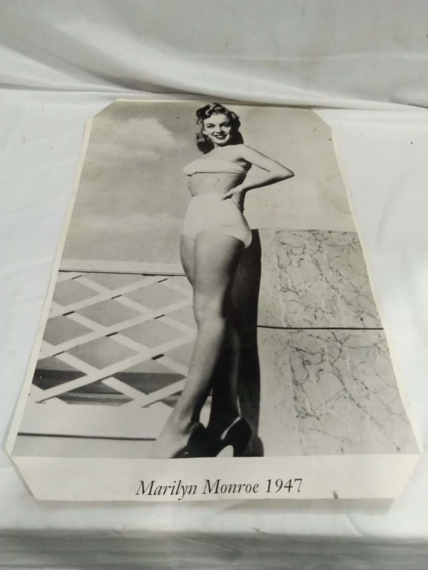 lot 478 Marilyn Munroe picture 1947  picture approx 16″ x 26″