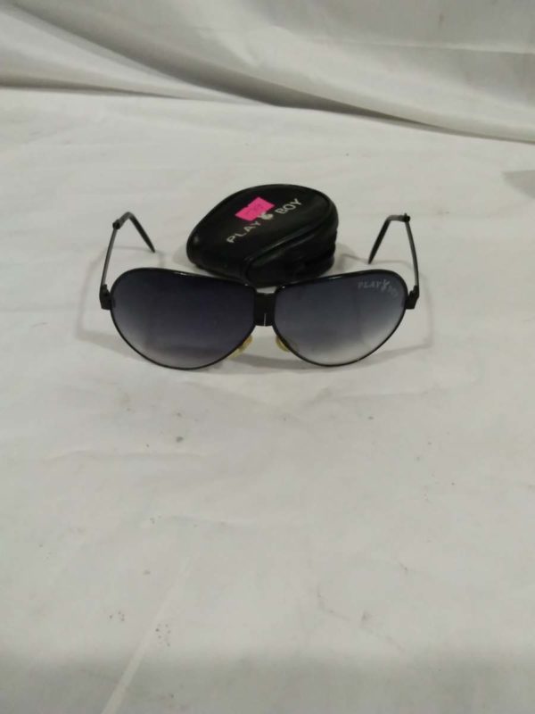 lot 519 foldable Playboy sunglasses