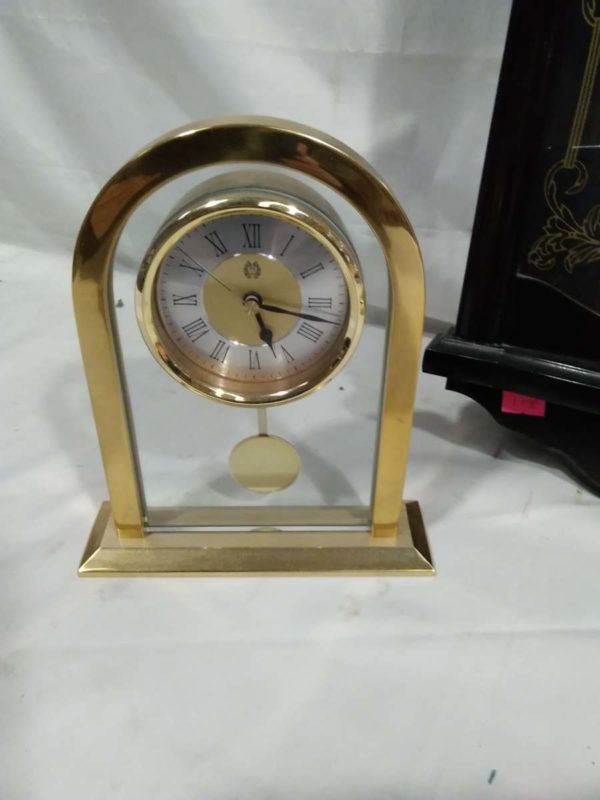 lot 536 3 clocks - Image 3