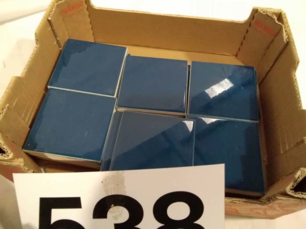 lot 538 approx 120 4″ tiles - Image 4