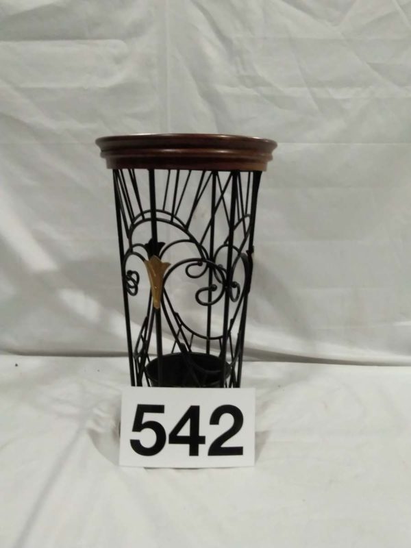 lot 542 metal & wood umbrella stand ( damaged)