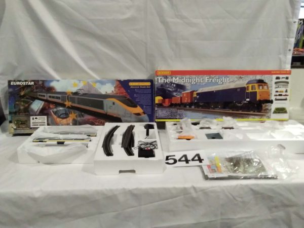 lot 544 2 Hornby train sets ( one incomplete) - Image 2