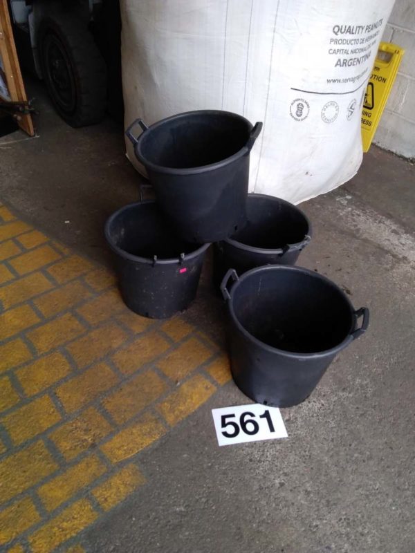 lot 561 4 x 50 ltrs rubber garden tubs ideal for tomatoes & potatoes - Image 2