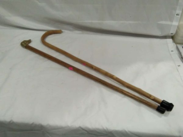 lot 567 2 walking sticks – inc brass dog head on one - Image 5