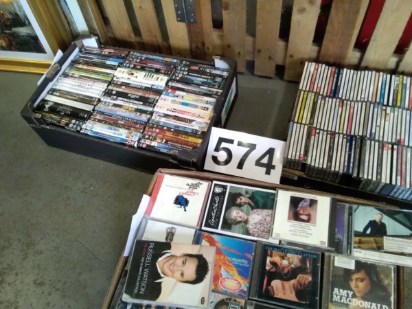 lot 574 2 boxes of CD’s, mainly classical & Box of DVD’s - Image 4