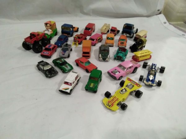 lot 577 assorted vehicles inc Corgi & Matchbox