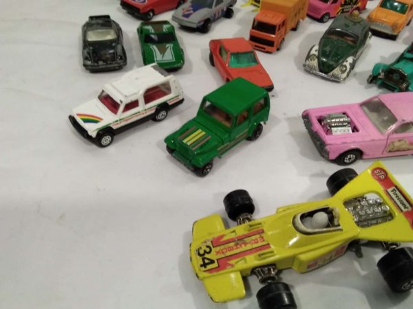 lot 577 assorted vehicles inc Corgi & Matchbox - Image 3