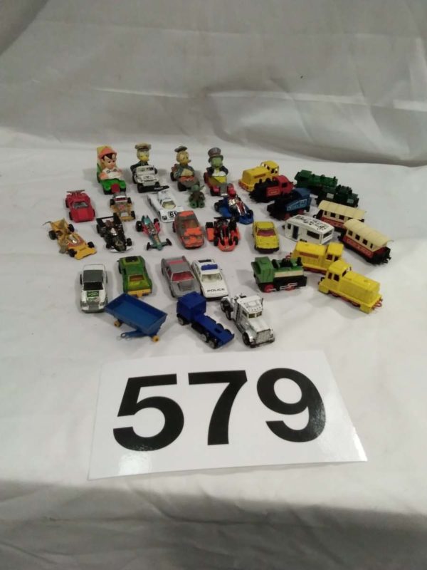 lot 579 assorted vehicles inc  Matchbox - Image 2