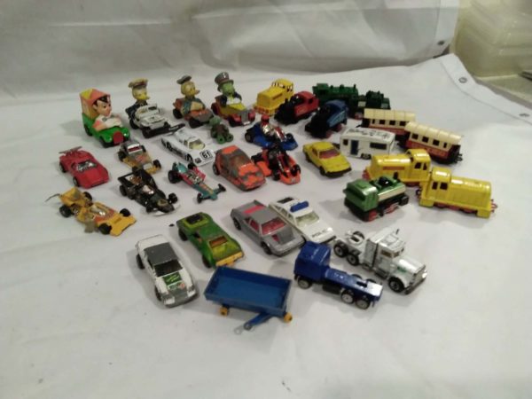 lot 579 assorted vehicles inc  Matchbox