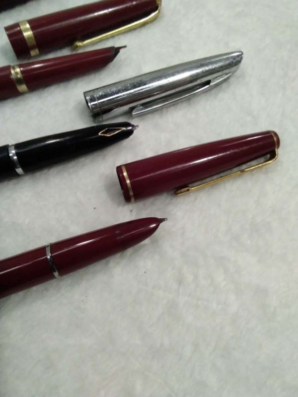 lot 587 collection of 4 vintage fountain pens - Image 4