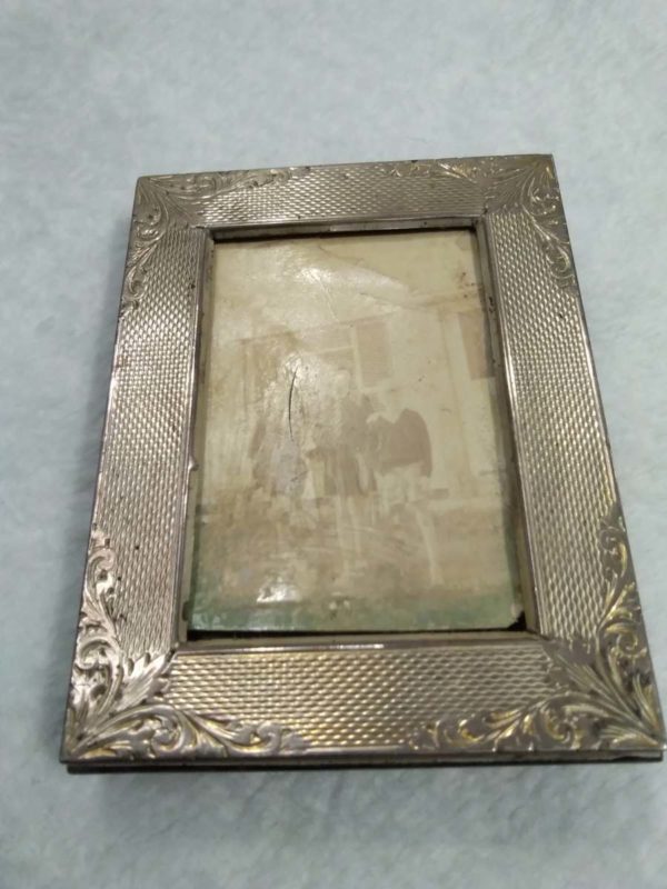 lot 591 2 petit sterling silver photograph frames - Image 7