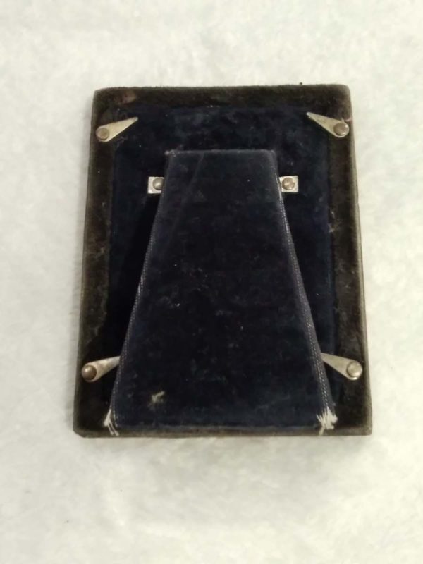 lot 605 small sterling silver photograph frame - Image 4