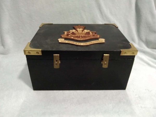 lot 615 Royal Engineers badge collectors box