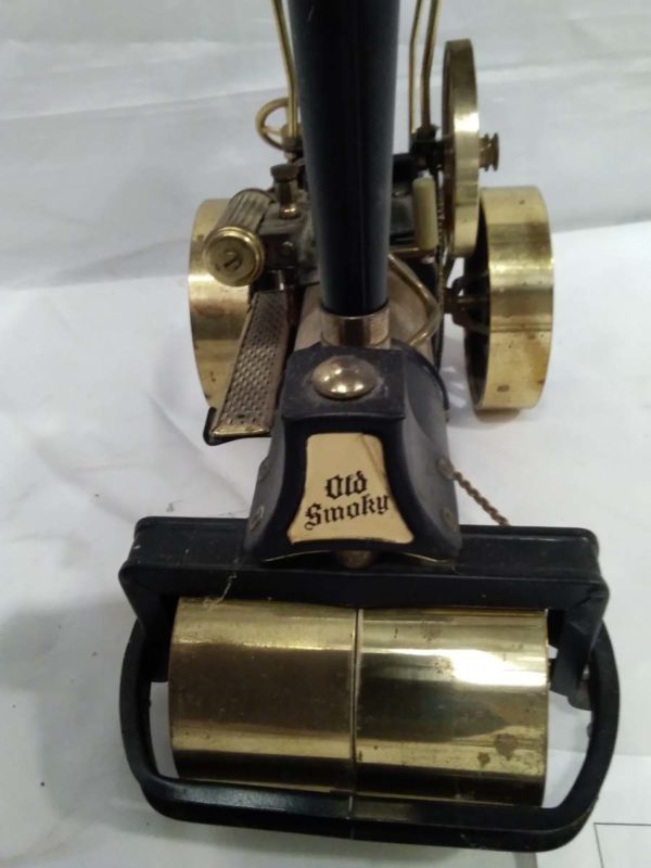 lot 634 vintage brass & tin steam roller - Image 3