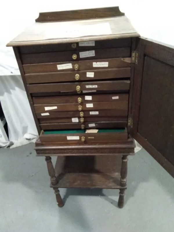 lot 653 free standing antqiue storage / collectors cabinet - Image 11