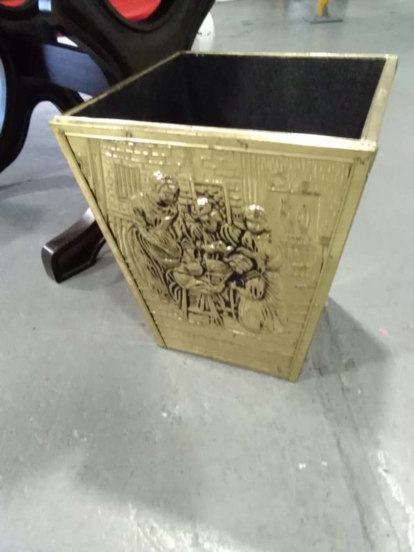 lot 654 copper topped side table, brass covered magazine rack & bin - Image 2