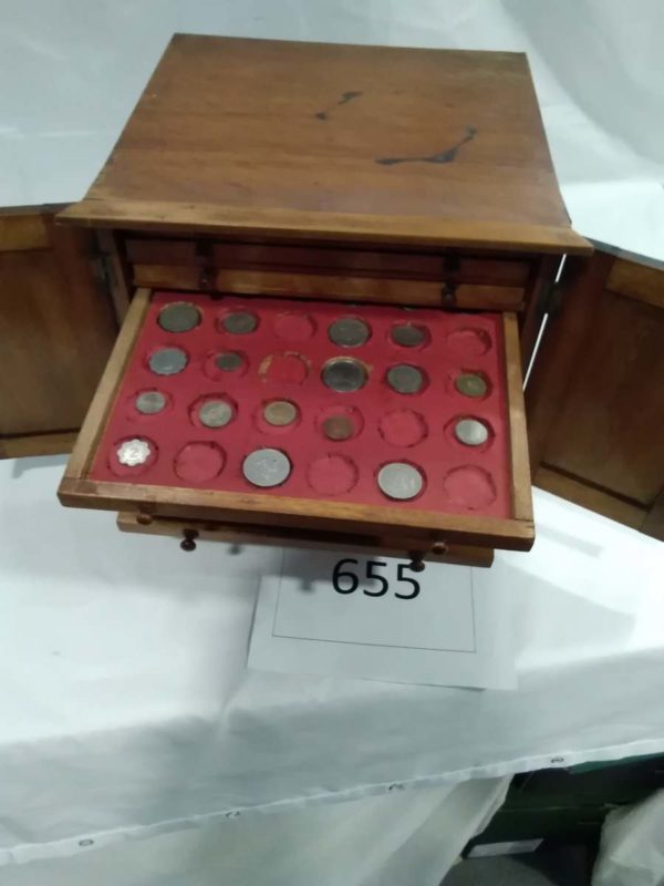 lot 655  antqiue storage / coin collectors cabinet plus some coins - Image 5